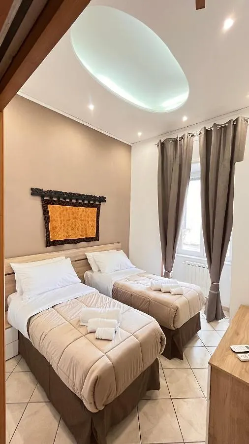 Santa Maria Home Naples Appartement