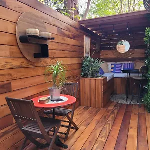 https://studio-2-proche-plage-avec-terrasse.fr-provencehotel.com